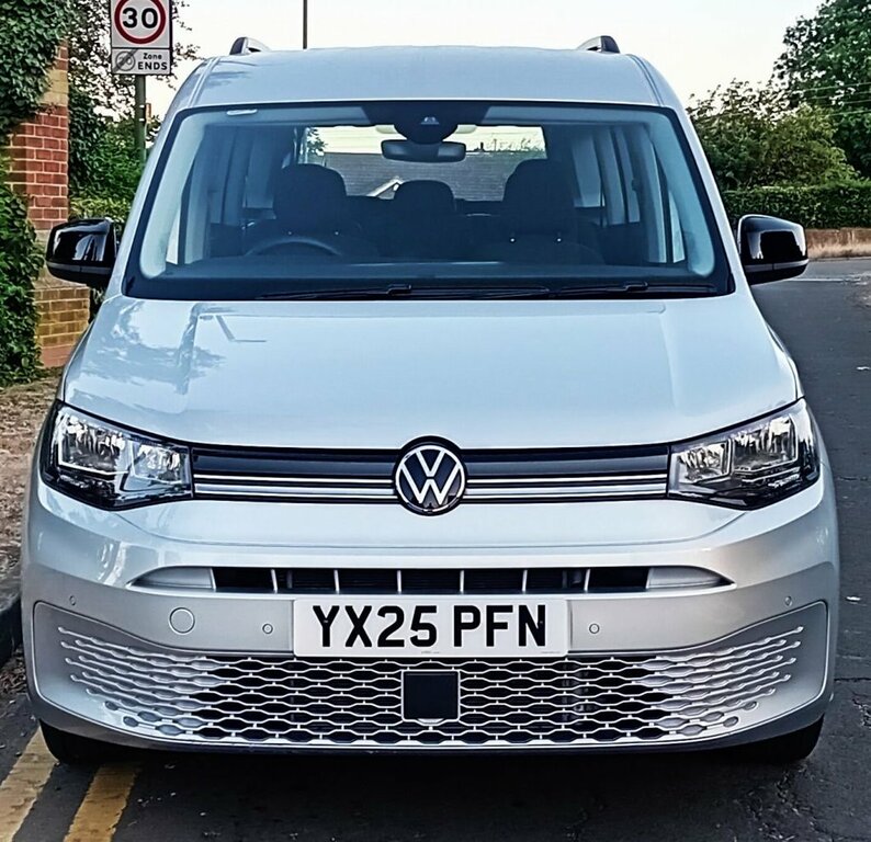 Volkswagen Caddy Maxi Life 1.5L Life Silver #5