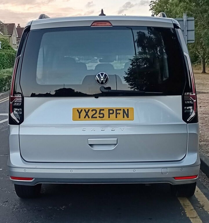 Volkswagen Caddy Maxi Life 1.5L Life Silver #6