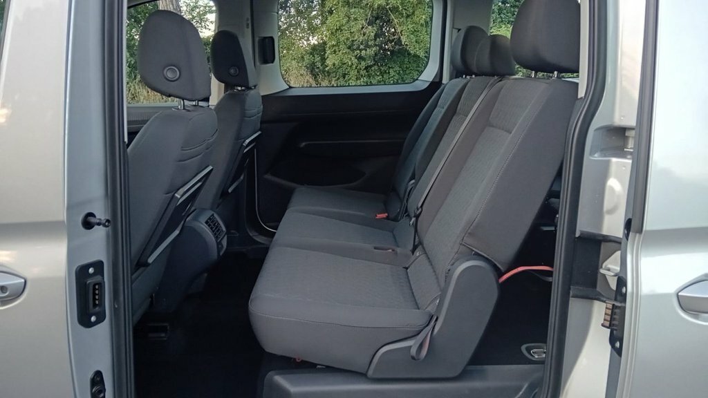 Volkswagen Caddy Maxi Life 1.5L Life Silver #2