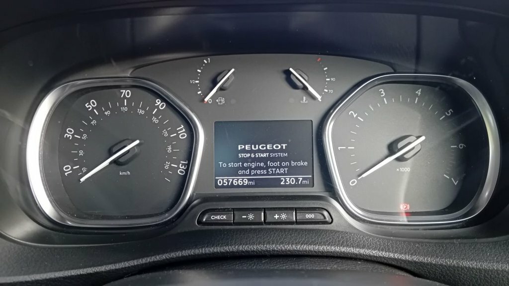 Peugeot Traveller Allure Grey #39