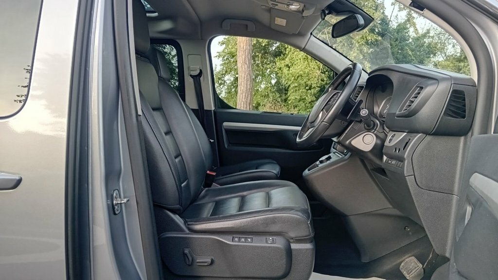 Peugeot Traveller Allure Grey #33