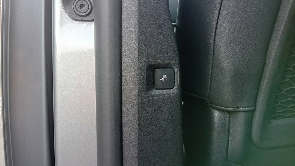 Peugeot Traveller Allure Grey #24