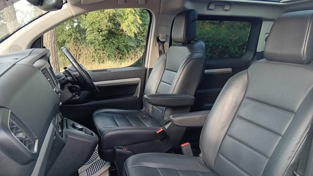 Peugeot Traveller Allure Grey #26