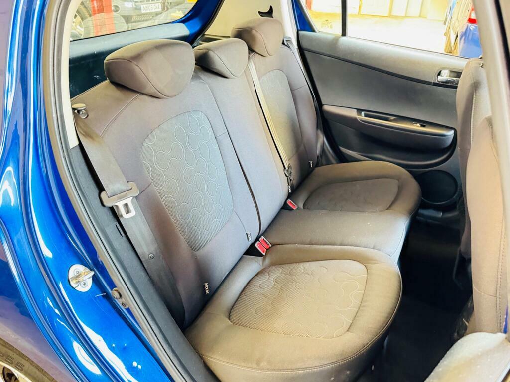 Hyundai I20 Comfort Red #16