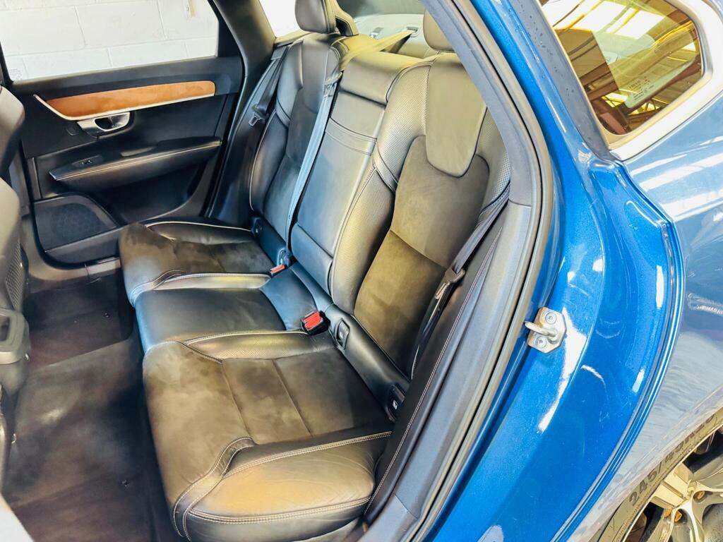 Volvo S90 D4 R-design Black #17