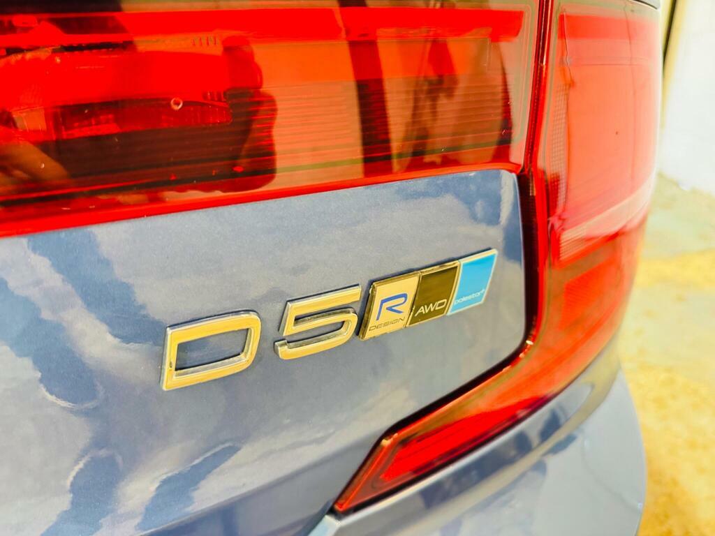Volvo S90 D4 R-design Black #36
