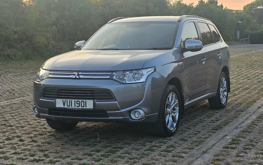 Mitsubishi Outlander 2.0H 12Kwh Gx3h Suv Grey