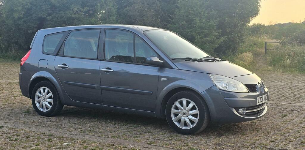Renault Grand Scenic Hatchback Blue #11