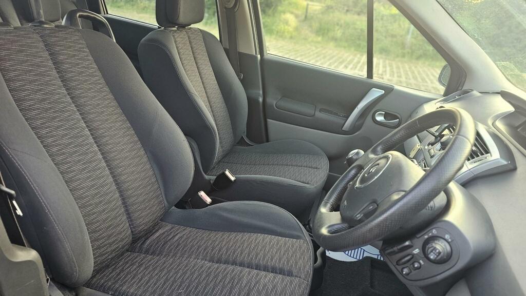 Renault Grand Scenic Hatchback Blue #16
