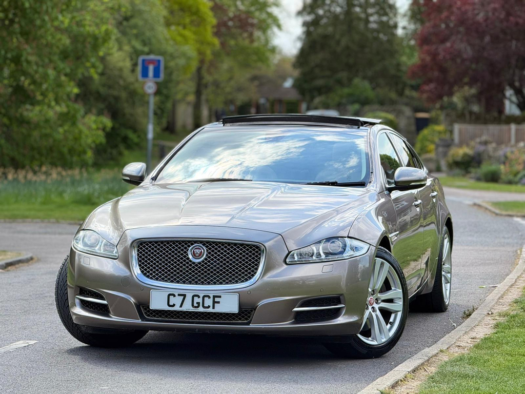 Jaguar XJ 3.0D V6 Premium Luxury Euro 5 C7GCF Grey #3