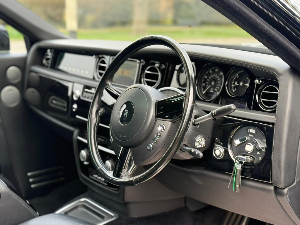 Rolls-Royce Phantom Phantom Auto Beige #40