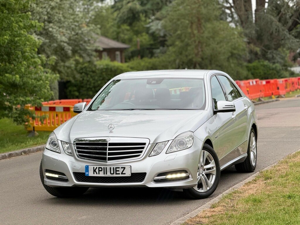 Mercedes-Benz E Class 3.0 Cdi V6 Blueefficiency Avantgarde G-tronic Euro Silver #3