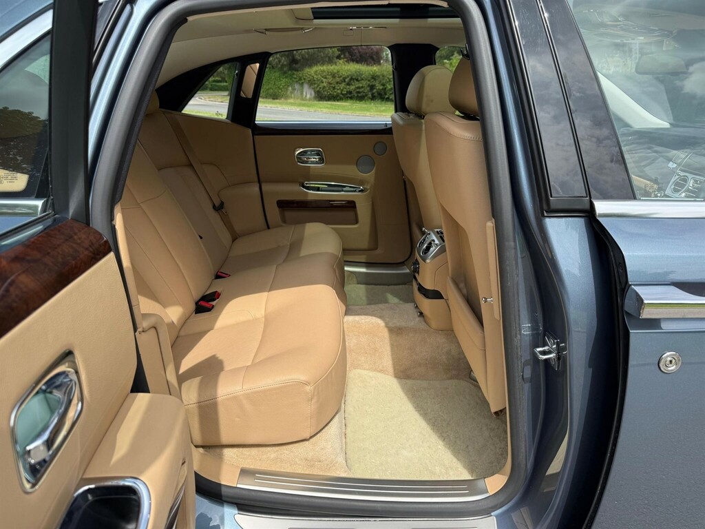 Rolls-Royce Ghost 6.6 V12 Saloon Euro 5 563 Bhp Purple #26