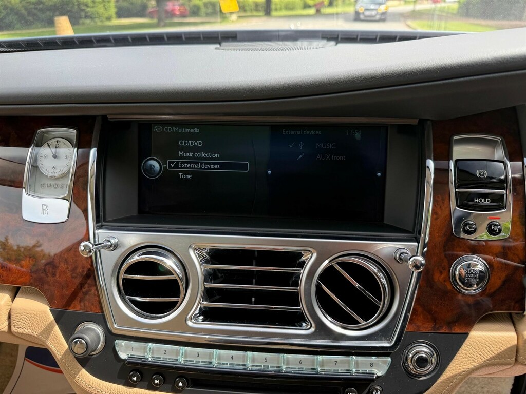 Rolls-Royce Ghost 6.6 V12 Saloon Euro 5 563 Bhp Purple #38