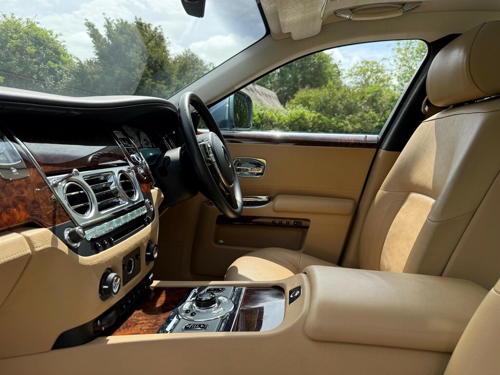Rolls-Royce Ghost 6.6 V12 Saloon Euro 5 563 Bhp Purple #51