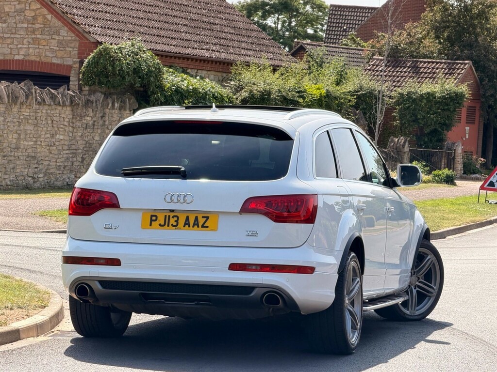 Audi Q7 3.0 Tdi V6 S Line Plus Tiptronic Quattro Euro 5 S PJ13AAZ White #4