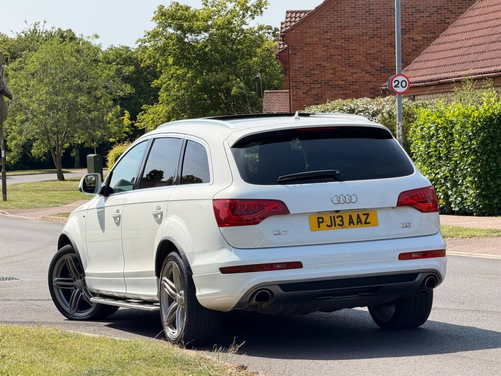 Audi Q7 3.0 Tdi V6 S Line Plus Tiptronic Quattro Euro 5 S PJ13AAZ White #2