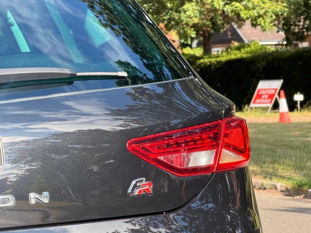 Seat Leon 1.6 Tdi Se Sport Tourer Euro 6 Grey #9