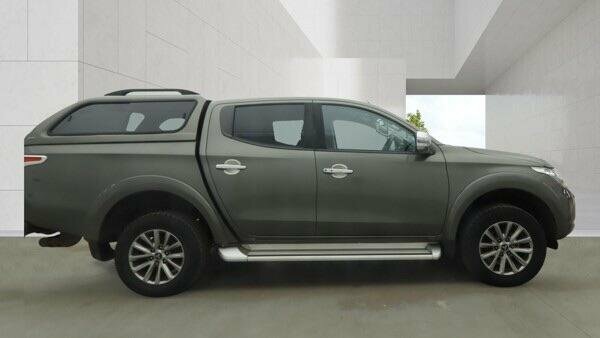 Mitsubishi L200 2017 2.4 Di-d Dc Barbarian 4Wd Euro 6 Green #5