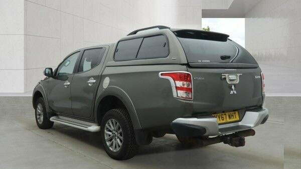 Mitsubishi L200 2017 2.4 Di-d Dc Barbarian 4Wd Euro 6 Green #4