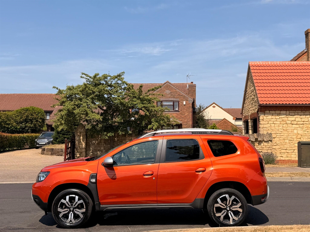 Dacia Duster 1.5 Blue Dci Prestige Euro 6 Ss VA22JFN Orange #6