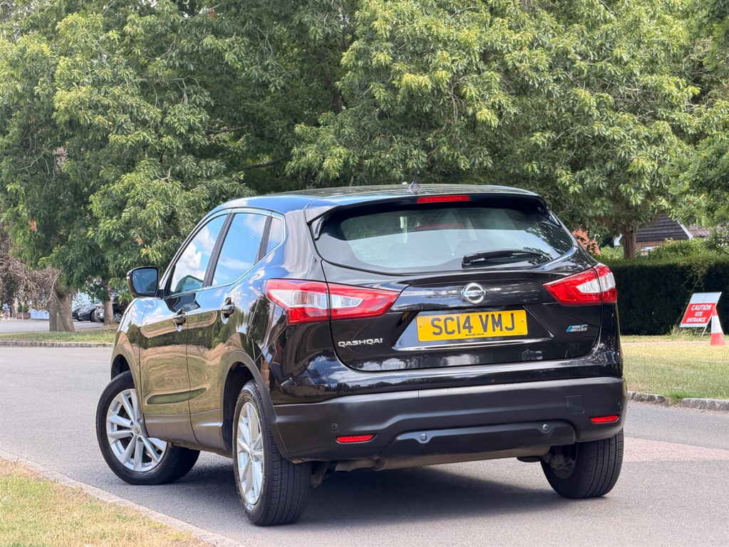 Nissan Qashqai 1.5 Dci Acenta 2Wd Euro 5 Ss SC14VMJ Black #2