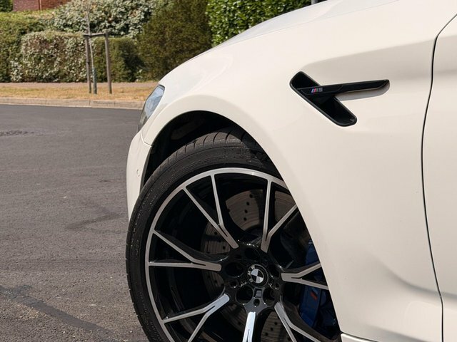 BMW M5 Saloon Blue #60