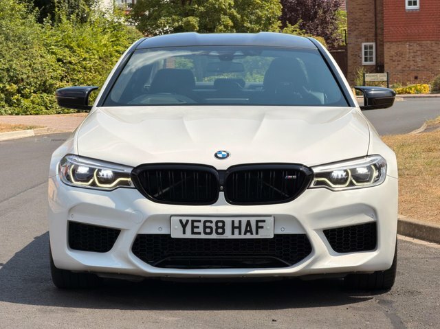 BMW M5 Saloon Blue #9