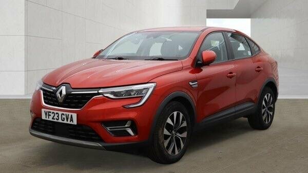 Renault Arkana 2023 1.6 E-tech Evolution 2Wd Euro 6 Ss Red #2