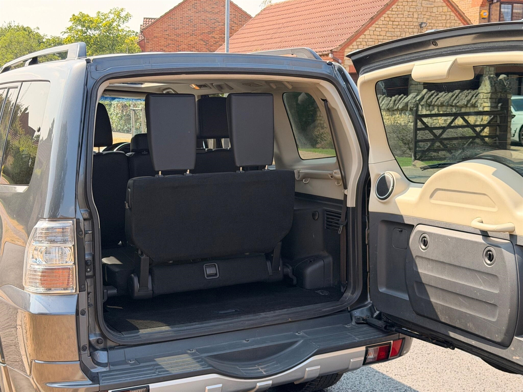 Mitsubishi Shogun 3.2 Di-dc 197 Sg3 Grey #12