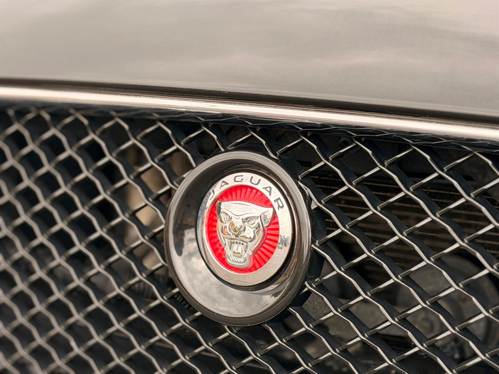 Jaguar XJ Xj Portfolio V6 D Silver #13