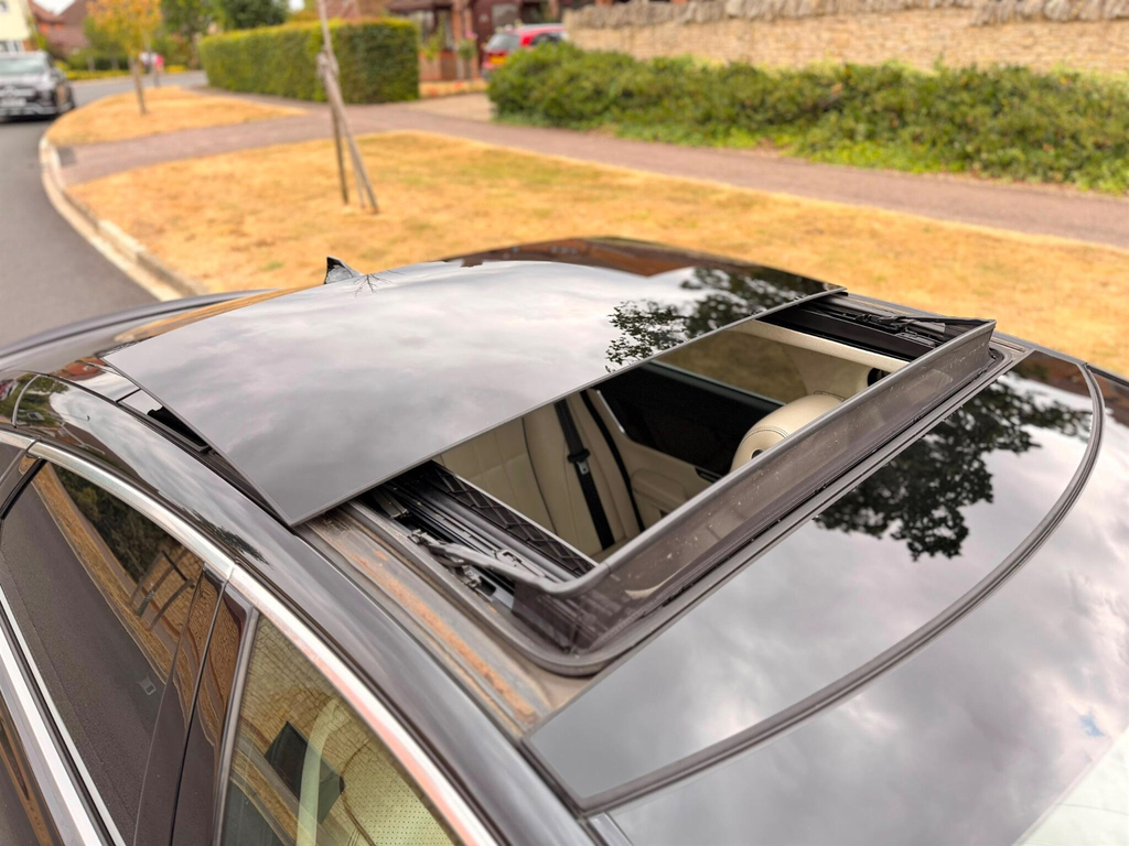Jaguar XJ Xj Portfolio V6 D Silver #28