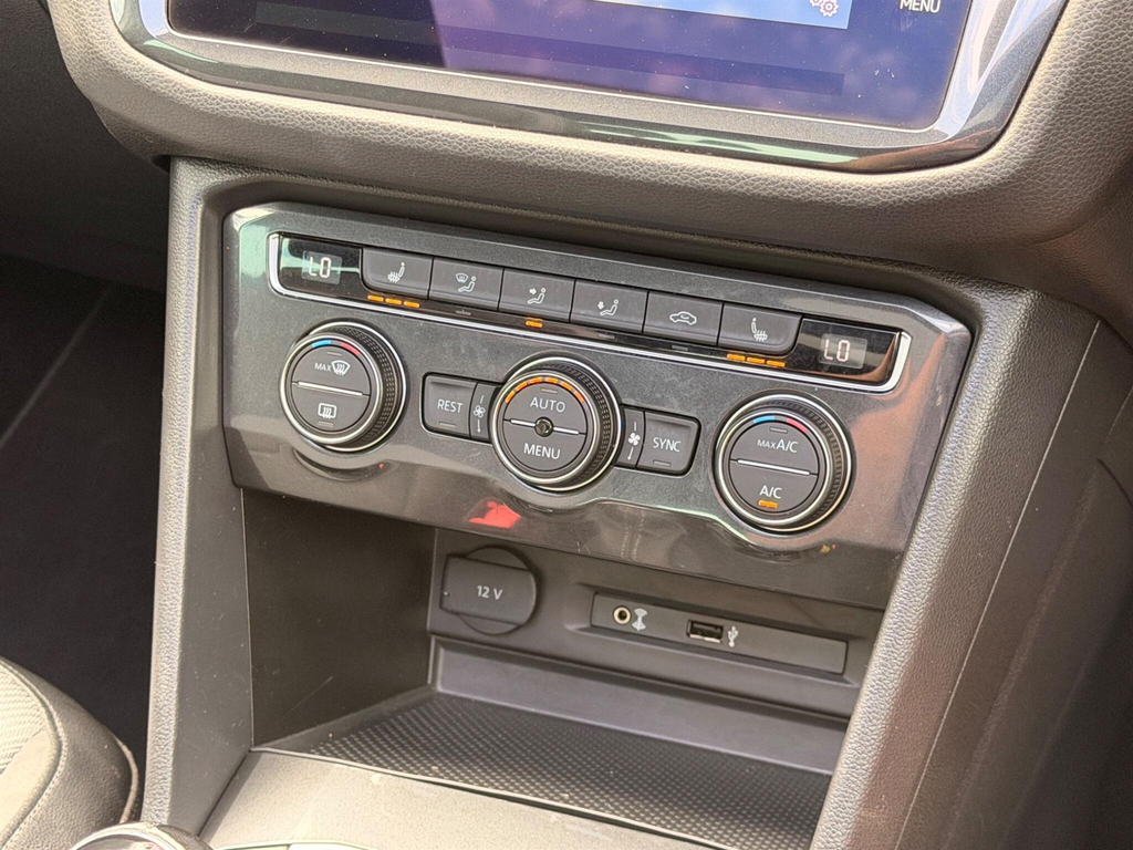 Volkswagen Tiguan Tdi Bluemotion Tech Se Navigation White #42