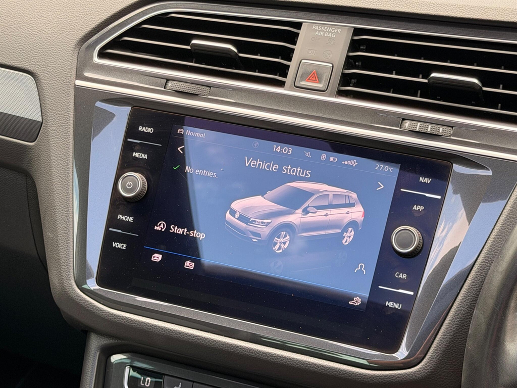 Volkswagen Tiguan Tdi Bluemotion Tech Se Navigation White #48