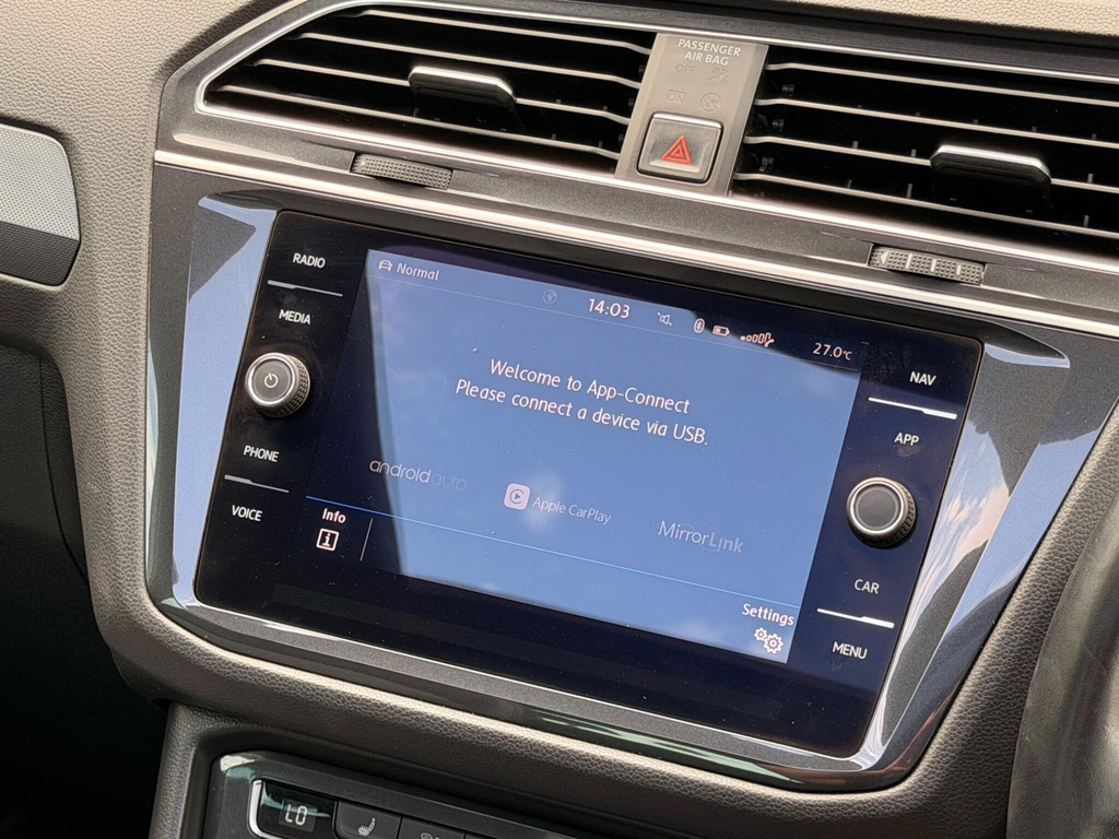 Volkswagen Tiguan Tdi Bluemotion Tech Se Navigation White #47