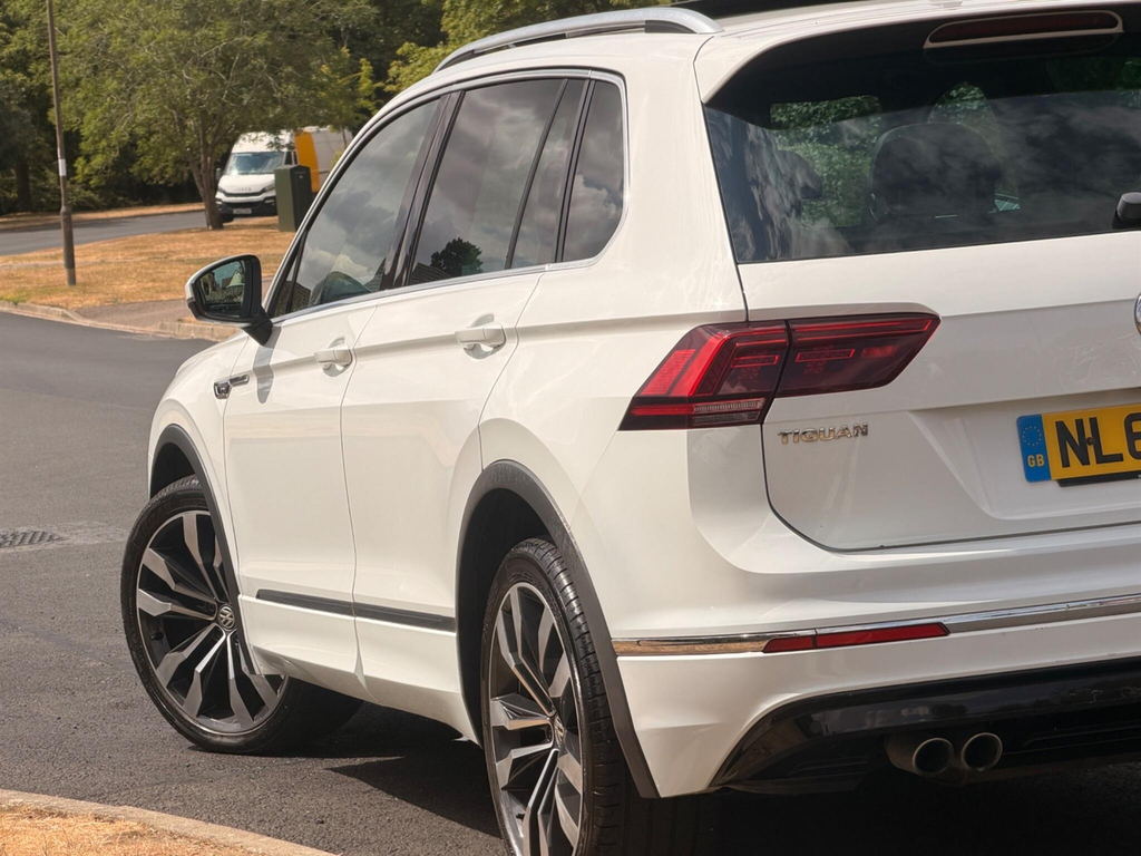 Volkswagen Tiguan Tdi Bluemotion Tech Se Navigation White #14