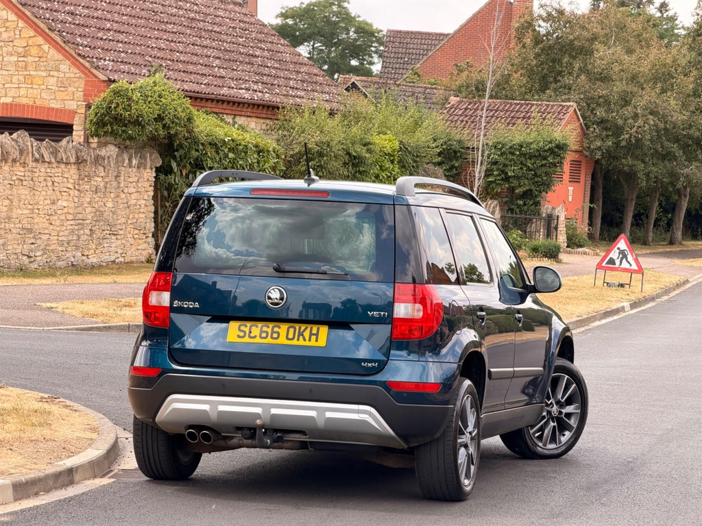 Skoda Yeti 2.0 Tdi Se Drive Outdoor Dsg 4Wd Euro 6 Ss  #3