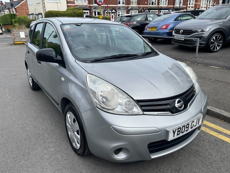 Nissan Note Visia Silver #2