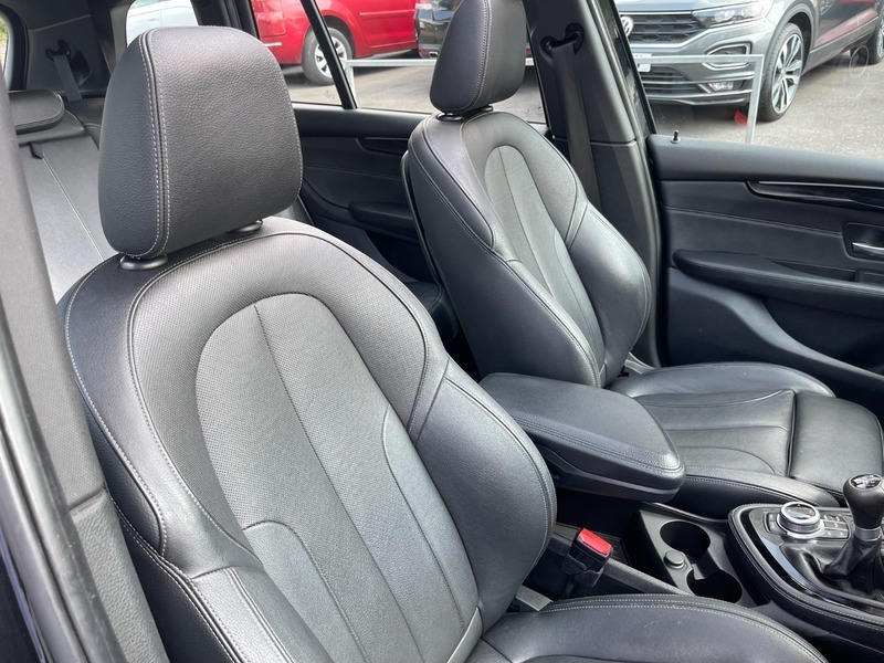 BMW 2 Series 218D Luxury Active  #27