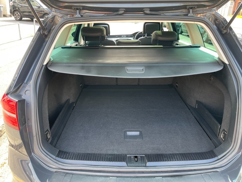 Volkswagen Passat Tdi R-line Grey #31