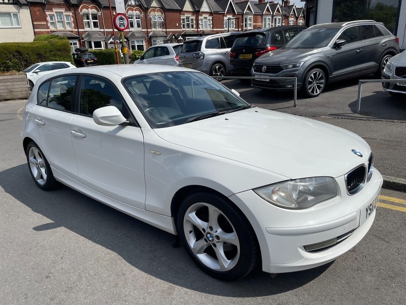 BMW 1 Series 118D Sport White #6