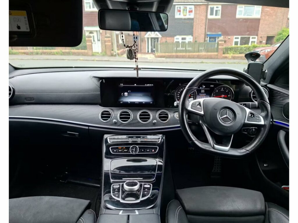 Mercedes-Benz E Class E220d Amg Line White #5
