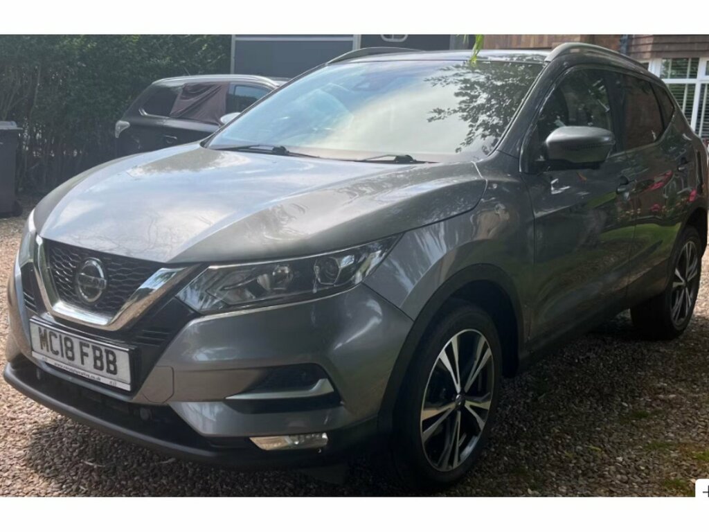 Nissan Qashqai Dig-t N-connecta Grey