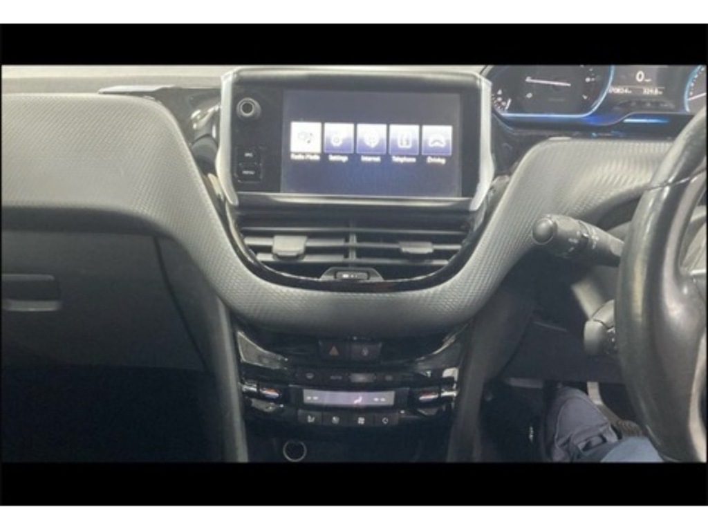 Peugeot e-2008 E Hdi Black #7