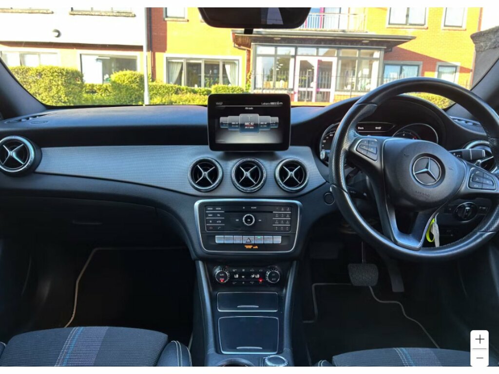 Mercedes-Benz CLA Class Cla220d Sport Blue #5