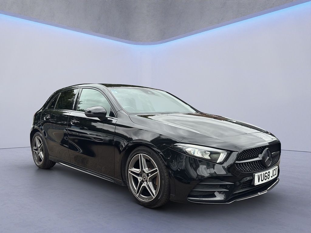 Mercedes-Benz A Class A200 Amg Line VU68JCO Black #3