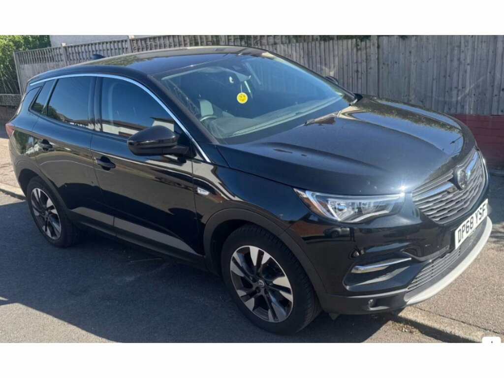 Vauxhall Grandland X Turbo D Blueinjection Sport Nav Black #2