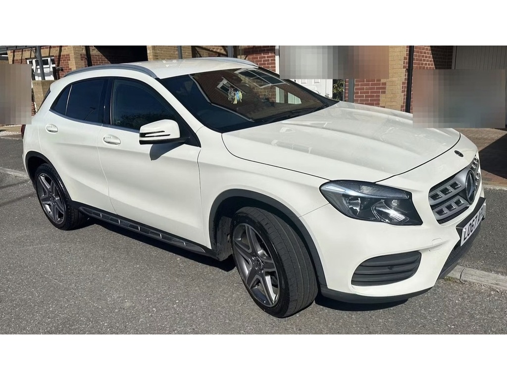 Mercedes-Benz GLA Class Gla220d Amg Line White #2