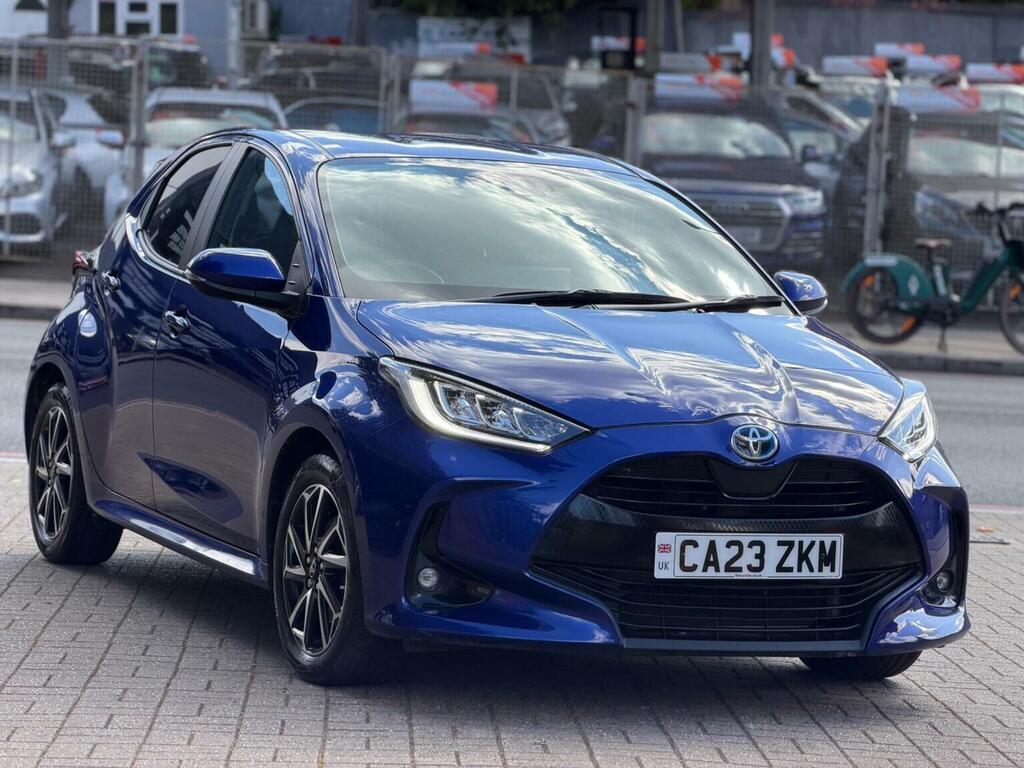 Toyota Yaris 1.5 Vvt-h Design E-cvt Euro 6 Ss Blue