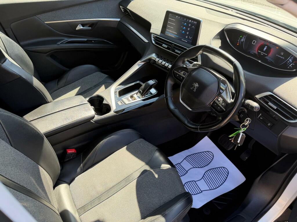 Peugeot 5008 Bluehdi Ss Gt Line Black #25